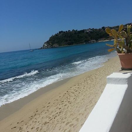Villetta Frasena Santa Maria  Buitenkant foto